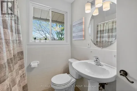 1286 Bonnie Crescent Ottawa ON K2C 2A2