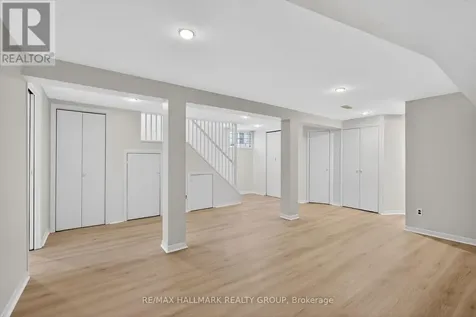 1286 Bonnie Crescent Ottawa ON K2C 2A2