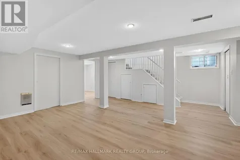 1286 Bonnie Crescent Ottawa ON K2C 2A2