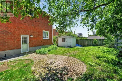 1286 Bonnie Crescent Ottawa ON K2C 2A2