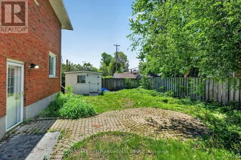 1286 Bonnie Crescent Ottawa ON K2C 2A2
