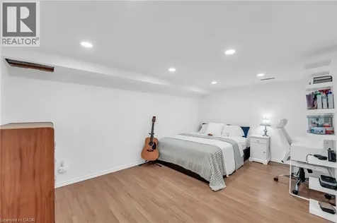 25 Park Street East Hamilton ON L9H 1C9