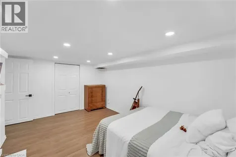 25 Park Street East Hamilton ON L9H 1C9