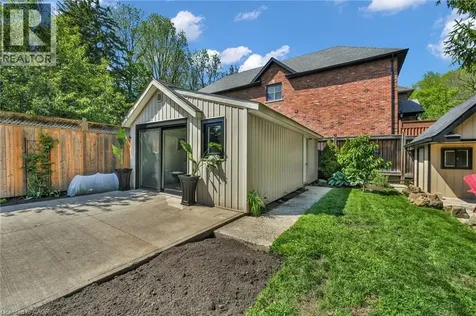 25 Park Street East Hamilton ON L9H 1C9