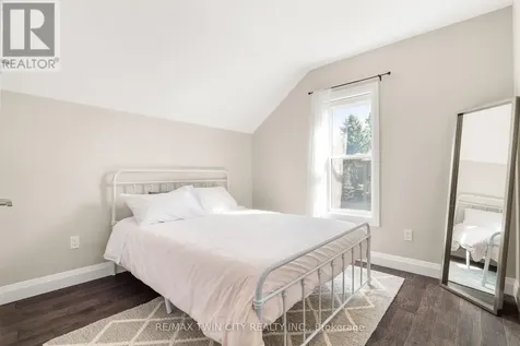 6055 Wellington Road 7 Centre Wellington ON N0B 1S0