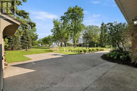 6055 Wellington Road 7 Centre Wellington ON N0B 1S0