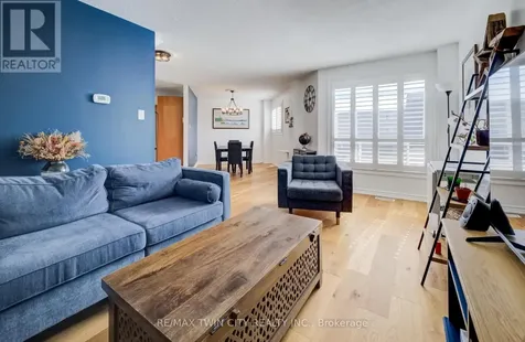 60 Elmsdale Drive Kitchener ON N2E 2G4