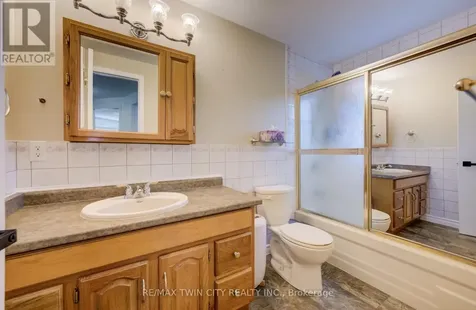 60 Elmsdale Drive Kitchener ON N2E 2G4