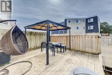 60 Elmsdale Drive Kitchener ON N2E 2G4