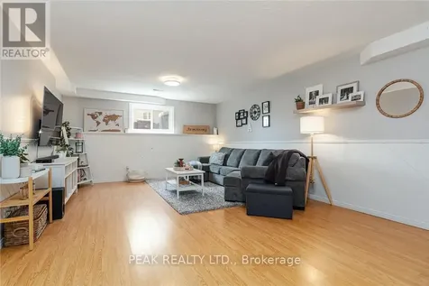 11 Wendy Crescent Kitchener ON N2A 3T4