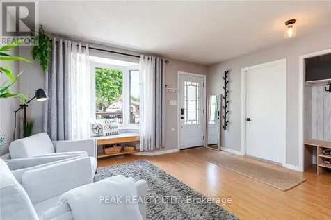 11 Wendy Crescent Kitchener ON N2A 3T4