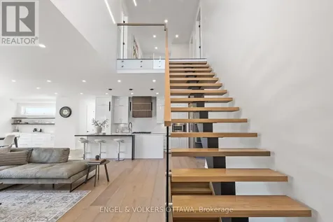 736 Sherbourne Road Ottawa ON K2A 3H5