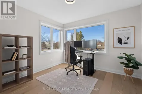 736 Sherbourne Road Ottawa ON K2A 3H5