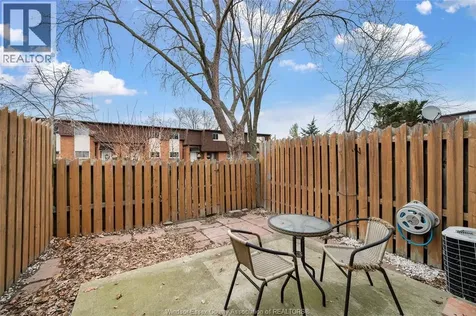 6384 Thornberry Crescent Windsor ON N8T 3A2