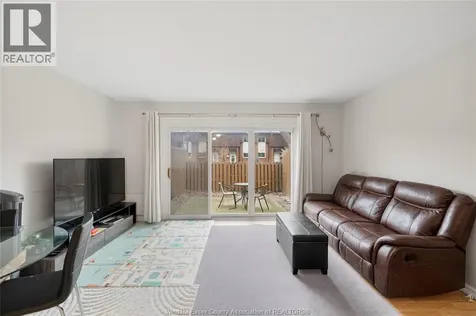 6384 Thornberry Crescent Windsor ON N8T 3A2