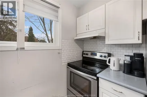 6384 Thornberry Crescent Windsor ON N8T 3A2