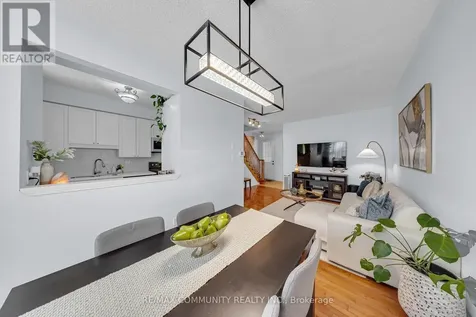 65 White's Hill Avenue Markham (cornell) ON L6B 1C2