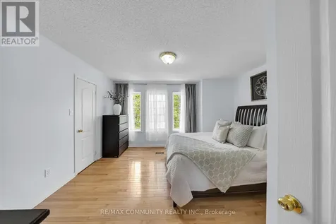 65 White's Hill Avenue Markham (cornell) ON L6B 1C2