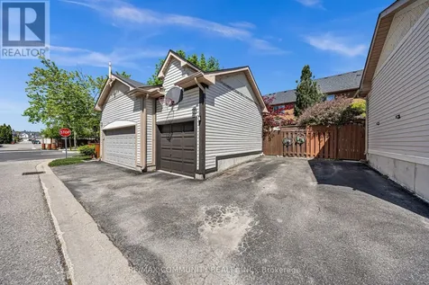 65 White's Hill Avenue Markham (cornell) ON L6B 1C2