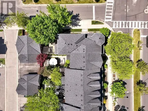 65 White's Hill Avenue Markham (cornell) ON L6B 1C2