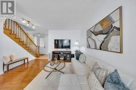 65 White's Hill Avenue Markham (cornell) ON L6B 1C2