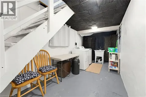 28 Norwich Street Brantford ON N3T 2B9