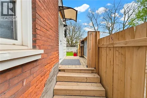 28 Norwich Street Brantford ON N3T 2B9