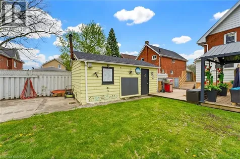 28 Norwich Street Brantford ON N3T 2B9