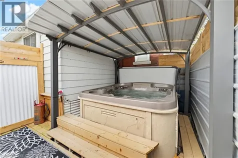 28 Norwich Street Brantford ON N3T 2B9