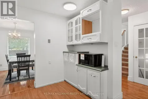 1769 Bromont Way Ottawa ON K1C 5K1