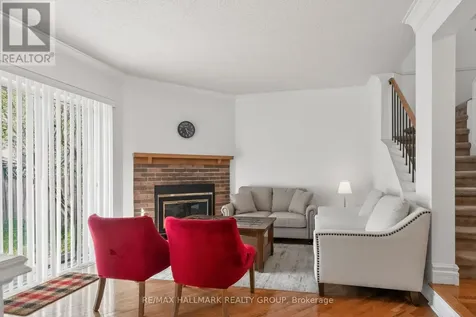 1769 Bromont Way Ottawa ON K1C 5K1