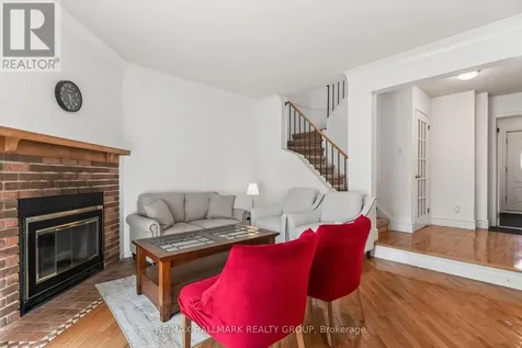 1769 Bromont Way Ottawa ON K1C 5K1