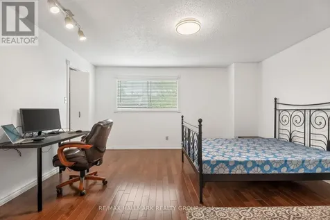 1769 Bromont Way Ottawa ON K1C 5K1