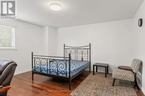 1769 Bromont Way Ottawa ON K1C 5K1