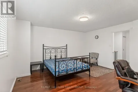 1769 Bromont Way Ottawa ON K1C 5K1