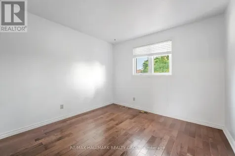 1769 Bromont Way Ottawa ON K1C 5K1