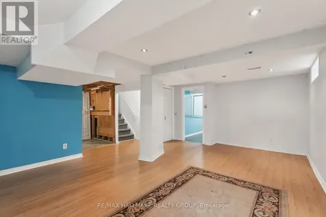 1769 Bromont Way Ottawa ON K1C 5K1