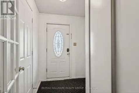 1769 Bromont Way Ottawa ON K1C 5K1