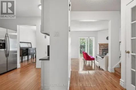 1769 Bromont Way Ottawa ON K1C 5K1