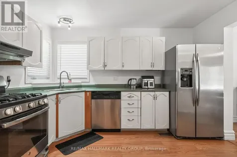 1769 Bromont Way Ottawa ON K1C 5K1