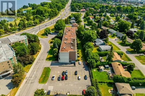 12 Corkstown Road Ottawa ON K2H 5B3