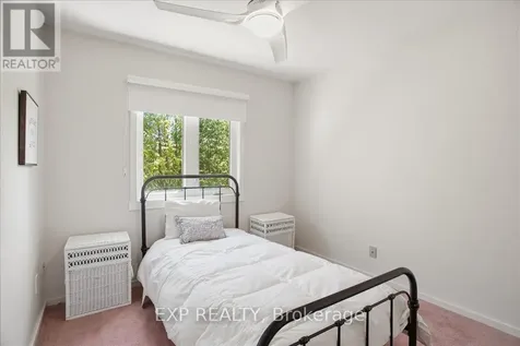 576 Oxbow Crescent Collingwood ON L9Y 5B4