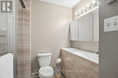 576 Oxbow Crescent Collingwood ON L9Y 5B4