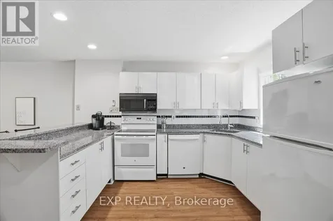 576 Oxbow Crescent Collingwood ON L9Y 5B4