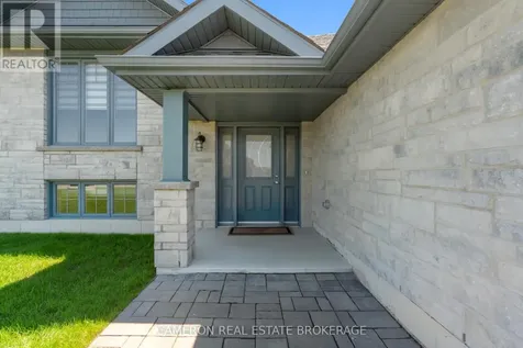 1640 Oxbridge Drive Cornwall ON K6J 0B8