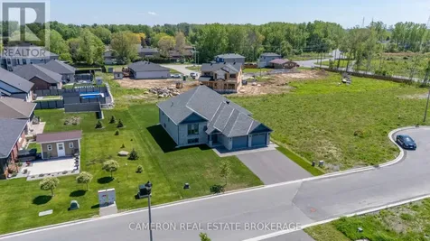 1640 Oxbridge Drive Cornwall ON K6J 0B8
