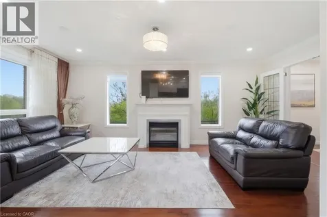 177 Watson Road North Guelph ON N1E 0J3
