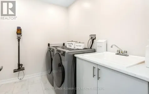 428 Tim Manley Avenue Caledon ON L7C 4M1