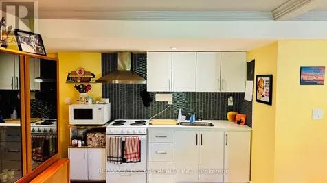 21 Oakside Drive Uxbridge ON L9P 2A4