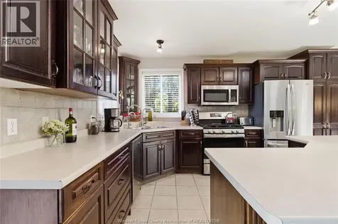 416 Lillian Lane Lakeshore ON N0R 1A0